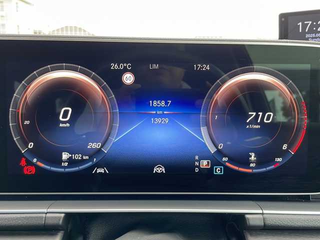 メルセデス・ベンツ ＧＬＥ４００ｄ 4MATIC スポーツ 兵庫県 2022(令4)年 1.4万km オブシディアンブラック ワンオーナー/保証書・取説・有/純正ナビ・ワンセグ・BT・FM・AM/バックカメラ/全周囲カメラ/ETC/前後ドライブレコーダー/衝突被害軽減ブレーキ/車線逸脱防止支援システム/追尾機能付きクルーズコントロール/レーンチェンジアシスト/ブラインドスポットモニター/パワーバックドア/シートヒーター・シートクーラー/Burmesterサウンド/社外レーダー/プッシュスタート/スマートキー×1/純正フロアマット/純正ドアバイザー