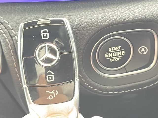 メルセデス・ベンツ ＧＬＥ４００ｄ 4MATIC スポーツ 兵庫県 2022(令4)年 1.4万km オブシディアンブラック ワンオーナー/保証書・取説・有/純正ナビ・ワンセグ・BT・FM・AM/バックカメラ/全周囲カメラ/ETC/前後ドライブレコーダー/衝突被害軽減ブレーキ/車線逸脱防止支援システム/追尾機能付きクルーズコントロール/レーンチェンジアシスト/ブラインドスポットモニター/パワーバックドア/シートヒーター・シートクーラー/Burmesterサウンド/社外レーダー/プッシュスタート/スマートキー×1/純正フロアマット/純正ドアバイザー