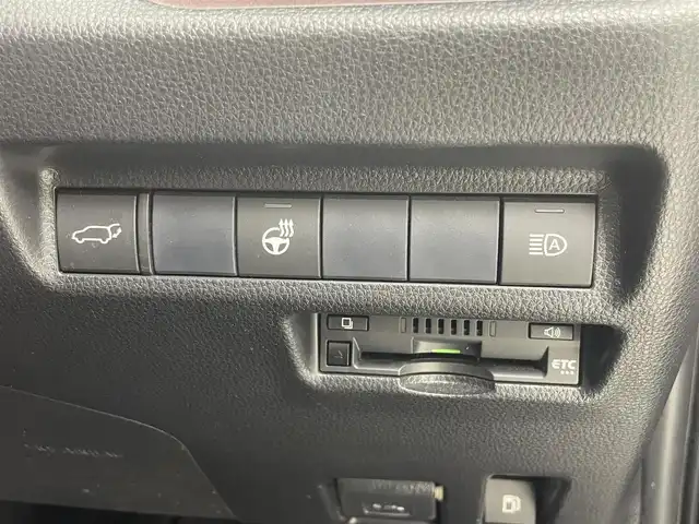 トヨタ ＲＡＶ４ ハイブリットG 茨城県 2020(令2)年 5万km アティチュードブラックマイカ 純正9型ナビ/バックカメラ/フルセグ/衝突被害軽減ブレーキ/車線逸脱抑制装置/レーダークルーズコントロール/オートマチックハイビーム/クリアランスソナー/BSM/ETC/ドラレコ/シートヒーター/純正18インチAW/LEDヘッドライト/スマートキー