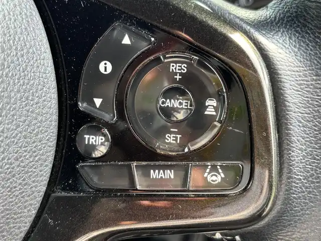 ホンダ Ｎ ＢＯＸ カスタム G L ターボ ホンダセンシング 福岡県 2018(平30)年 4.8万km プレミアムベルベットパープル・パール ワンオーナー/純正ナビ(Bluetooth/CD/DVD)/フルセグTV/両側パワースライドドア/バックカメラ/ビルトインETC/ドライブレコーダー/アダプティブクルーズコントロール/ソナーセンサー/ホンダセンシング/・衝突軽減ブレーキ/・前後誤発進抑制機能/・歩行者事故低減ステアリング/・先行車発進お知らせ機能/・車線維持支援システム/・オートハイビーム/・標識認識機能/ターボ/LEDヘッドランプ/本革巻きステアリング/パドルシフト/ブラック合皮/トリコットコンビシート/チップアップ機能/純正15インチアルミホイール/純正フロアマット/スマートキーシステム/プッシュエンジンスタート/禁煙車