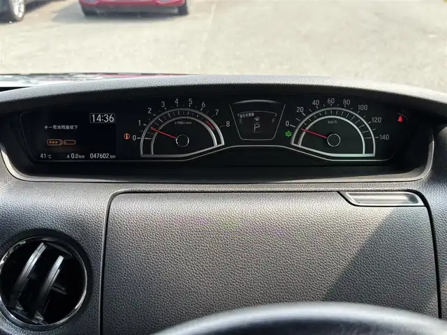 ホンダ Ｎ ＢＯＸ カスタム G L ターボ ホンダセンシング 福岡県 2018(平30)年 4.8万km プレミアムベルベットパープル・パール ワンオーナー/純正ナビ(Bluetooth/CD/DVD)/フルセグTV/両側パワースライドドア/バックカメラ/ビルトインETC/ドライブレコーダー/アダプティブクルーズコントロール/ソナーセンサー/ホンダセンシング/・衝突軽減ブレーキ/・前後誤発進抑制機能/・歩行者事故低減ステアリング/・先行車発進お知らせ機能/・車線維持支援システム/・オートハイビーム/・標識認識機能/ターボ/LEDヘッドランプ/本革巻きステアリング/パドルシフト/ブラック合皮/トリコットコンビシート/チップアップ機能/純正15インチアルミホイール/純正フロアマット/スマートキーシステム/プッシュエンジンスタート/禁煙車
