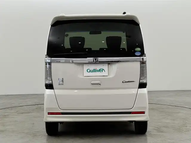 ホンダ Ｎ ＢＯＸ カスタム SSパッケージ 福岡県 2017(平29)年 3.6万km プレミアムホワイトパールⅡ 純正ＳＤナビ（フルセグＴＶ）　/バックカメラ　/ビルトインＥＴＣ　/横滑り防止装置　/両側電動スライドドア　/前席シートヒーター　/プッシュスタート　/オートライト　/電動格納式ドアミラー　/純正１４インチＡＷ