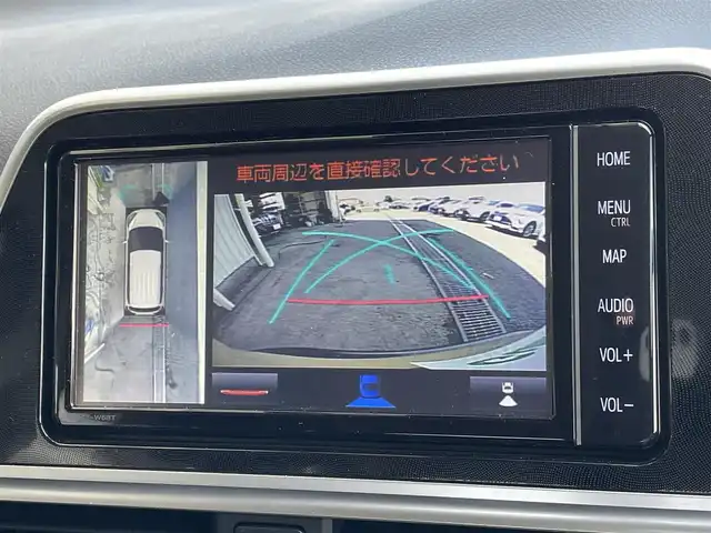 トヨタ シエンタ ハイブリッド ファンベースG 東京都 2022(令4)年 4万km ベージュマイカM/グレイッシュブラウンM 純正ナビ/パノラミックビューモニター/プリクラッシュセーフティシステム/レーンディパーチャー/オートマチックハイビーム/クルーズコントロール/両側パワースライドドア/ＥＴＣ/ドライブレコーダー