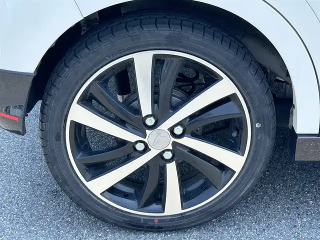 ダイハツ キャスト スポーツ SAⅢ 奈良県 2019(令1)年 1.6万km パールホワイトⅢ フルタイム４WD/ターボ/純正8インチナビ(フルセグTV/CD/DVD/AM・FM/BT/USB/HDMI)/アラウンドビューモニター/ETC/前方ドラレコ/シートヒーター(D/N席)/パドルシフト/本革巻きステアリング/デザインフィルムトップ/LEDヘッドライト/純正16インチアルミホイール/純正フロアマット