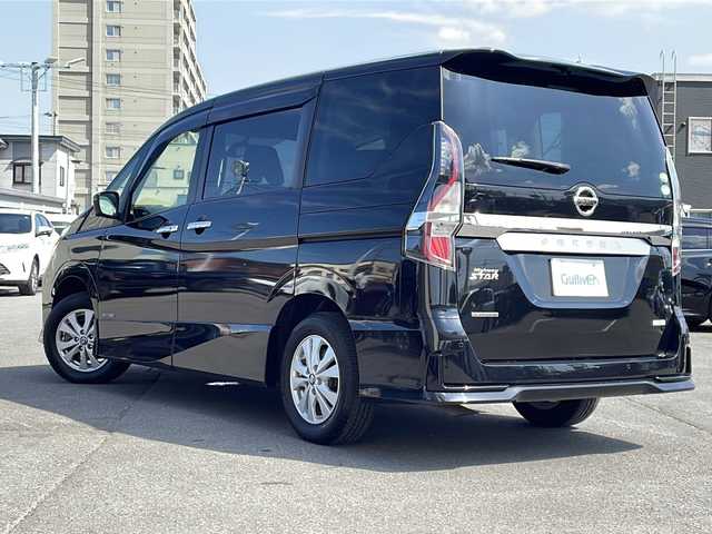 日産 セレナ ハイウェイスター V 道北・旭川 2020(令2)年 4.5万km ダイヤモンドブラック ・4WD/・禁煙車/・純正メモリナビ/BT/CD/DVD/フルセグ/AUX/・両側パワースライドドア/・ハンズフリードア開閉機能/・アラウンドビューモニター/・パーソナルテーブル/・エマージェンシーブレーキ/・プロパイロット/・２列目超ロングスライド/横スライドシート/・スライド機構付スマートアップ３列目シート/・シートバックポケット/・純正エンジンスターター/・アダプティブLEDヘッドライト/・ステアリングスイッチ/・電動パーキングブレーキ/・ドアバイザー/・フォグランプ