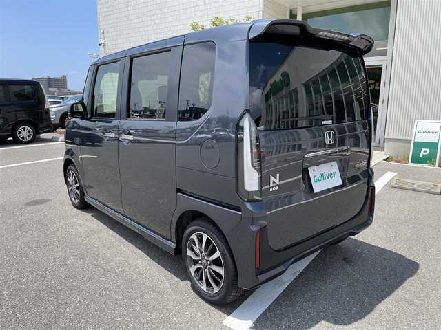 ホンダ Ｎ ＢＯＸ カスタム 石川県 2024(令6)年 0.2万km メテオロイドグレーメタリック 純正9型ナビ/フルセグTV/バックカメラ/LEDヘッドライト/ビルトインETC/ドライブレコーダー/シートヒーター/パワースライドドア/ホンダセンシング/レーダークルーズ/純正アルミホイール/レーンキープ/スマートキー/プッシュスタート/保証書
