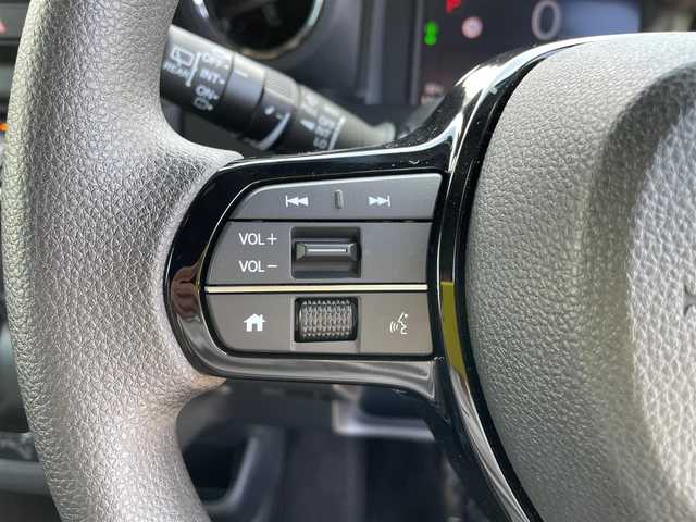 ホンダ Ｎ ＢＯＸ カスタム 石川県 2024(令6)年 0.2万km メテオロイドグレーメタリック 純正9型ナビ/フルセグTV/バックカメラ/LEDヘッドライト/ビルトインETC/ドライブレコーダー/シートヒーター/パワースライドドア/ホンダセンシング/レーダークルーズ/純正アルミホイール/レーンキープ/スマートキー/プッシュスタート/保証書