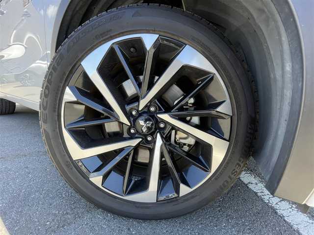 三菱 アウトランダー ＰＨＥＶ P 東京都 2022(令4)年 3.9万km ホワイトダイヤモンド パノラマサンルーフ/純正ナビ/マルチアラウンドモニター/衝突被害軽減/後側方車両検知警報/マイパイロット/シートヒーター/パワーシート/パワーバックドア/ETC/ドライブレコーダー/ワイヤレス充電器