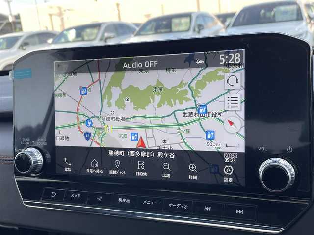 三菱 アウトランダー ＰＨＥＶ P 東京都 2022(令4)年 3.9万km ホワイトダイヤモンド パノラマサンルーフ/純正ナビ/マルチアラウンドモニター/衝突被害軽減/後側方車両検知警報/マイパイロット/シートヒーター/パワーシート/パワーバックドア/ETC/ドライブレコーダー/ワイヤレス充電器
