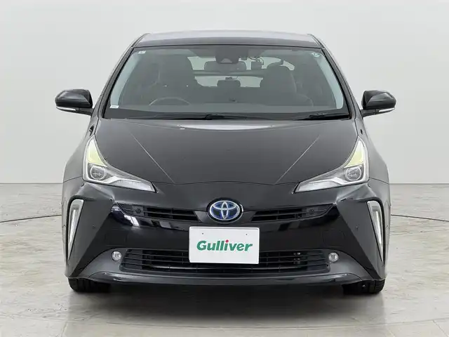 トヨタ プリウス A ツーリングセレクション 福岡県 2019(令1)年 6.7万km アティチュードブラックマイカ 社外ナビ　/バックカメラ　/ビルトインＥＴＣ　/前後ドライブレコーダー　/レーダークルコン　/コーナーセンサー　/衝突軽減　/レーンキープ　/ＢＳＭ　/ＰＫＳＢ　/パーキングアシスト　/シートヒーター　/純正１７インチＡＷ