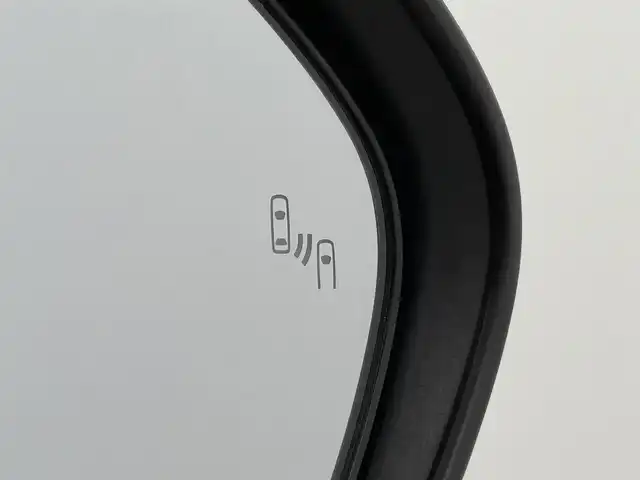 トヨタ プリウス A ツーリングセレクション 福岡県 2019(令1)年 6.7万km アティチュードブラックマイカ 社外ナビ　/バックカメラ　/ビルトインＥＴＣ　/前後ドライブレコーダー　/レーダークルコン　/コーナーセンサー　/衝突軽減　/レーンキープ　/ＢＳＭ　/ＰＫＳＢ　/パーキングアシスト　/シートヒーター　/純正１７インチＡＷ
