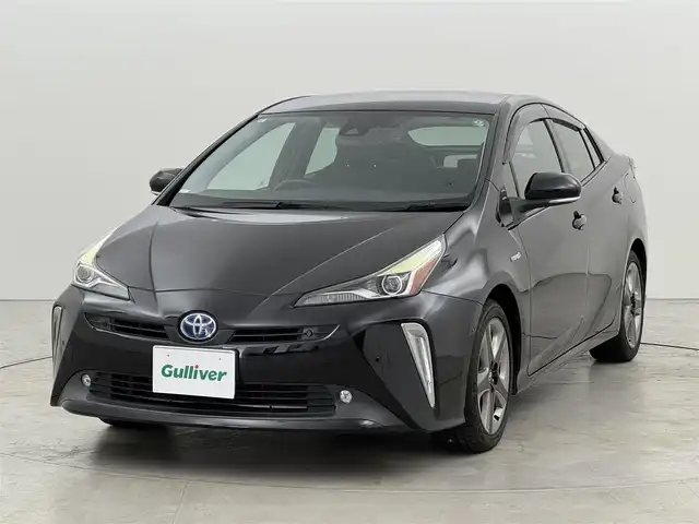 トヨタ プリウス A ツーリングセレクション 福岡県 2019(令1)年 6.7万km アティチュードブラックマイカ 社外ナビ　/バックカメラ　/ビルトインＥＴＣ　/前後ドライブレコーダー　/レーダークルコン　/コーナーセンサー　/衝突軽減　/レーンキープ　/ＢＳＭ　/ＰＫＳＢ　/パーキングアシスト　/シートヒーター　/純正１７インチＡＷ