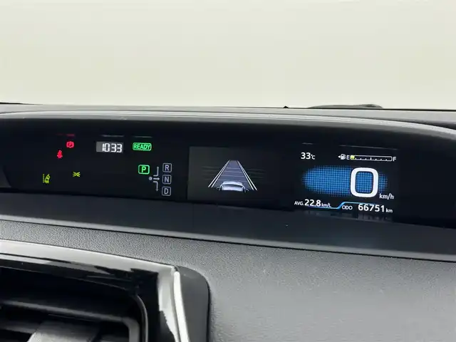 トヨタ プリウス A ツーリングセレクション 福岡県 2019(令1)年 6.7万km アティチュードブラックマイカ 社外ナビ　/バックカメラ　/ビルトインＥＴＣ　/前後ドライブレコーダー　/レーダークルコン　/コーナーセンサー　/衝突軽減　/レーンキープ　/ＢＳＭ　/ＰＫＳＢ　/パーキングアシスト　/シートヒーター　/純正１７インチＡＷ