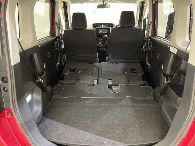 トヨタ タンク カスタムG 愛媛県 2017(平29)年 6万km マゼンタベリーマイカM 純正ナビ/フルセグ／Ｂｌｕｅｔｏｏｔｈ／ＵＳＢ/バックカメラ/衝突軽減ブレーキ/レーダークルーズコントロール/ＥＴＣ/両側パワースライドドア/純正１４インチアルミホイール
