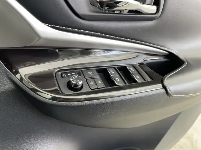 トヨタ ハリアー エレガンス 宮城県 2017(平29)年 7.5万km ホワイトパールクリスタルシャイン 純正9型ナビ/バックカメラ/ETC/前後ドライブレコーダー/レーダークルーズコントロール/レーンキープアシスト/電動パーキングブレーキ/オートホールド/100V電源/横滑り防止装置/衝突被害軽減ブレーキ/ハーフレザー/運転席パワーシート/プッシュスタート/スマートキー/スペアキー/オートライト/LEDヘッドライト/カーテンエアバッグ/フォグランプ/ドアバイザー/純正フロアマット/純正17インチアルミホイール