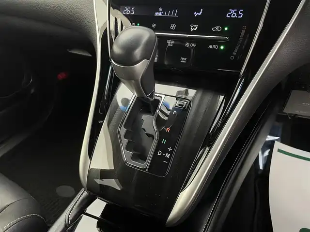 トヨタ ハリアー エレガンス 宮城県 2017(平29)年 7.5万km ホワイトパールクリスタルシャイン 純正9型ナビ/バックカメラ/ETC/前後ドライブレコーダー/レーダークルーズコントロール/レーンキープアシスト/電動パーキングブレーキ/オートホールド/100V電源/横滑り防止装置/衝突被害軽減ブレーキ/ハーフレザー/運転席パワーシート/プッシュスタート/スマートキー/スペアキー/オートライト/LEDヘッドライト/カーテンエアバッグ/フォグランプ/ドアバイザー/純正フロアマット/純正17インチアルミホイール