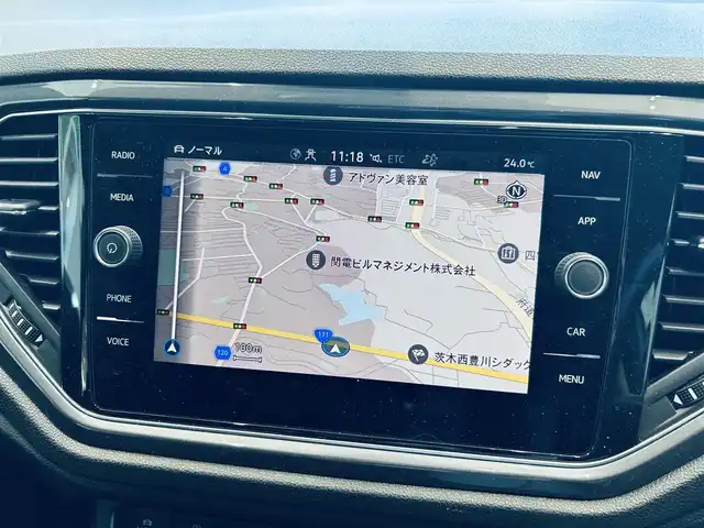 フォルクスワーゲン Ｔ－ロック TDI Rライン 大阪府 2021(令3)年 2.5万km ホワイトシルバーメタリック ACC/純正ナビ/バックカメラ/applecarplay/純正19インチAW/LEDヘッドライト/電動リアゲート/クリアランスソナー/ブラインドスポット/パドルシフト/ルーフレール/スマートキー/ハーフレザー/ETＣ/ドラレコ