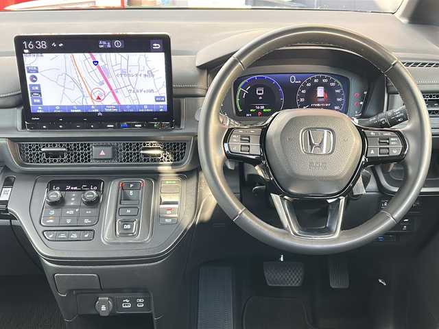 ホンダ ステップワゴン スパーダ eHEV 広島県 2022(令4)年 5.8万km クリスタルブラックパール 禁煙/ホンダセンシング/・衝突軽減/（CMBS）/・誤発進抑制機能●後方誤発進抑制機能/・近距離衝突軽減ブレーキ/・歩行者事故低減ステアリング/・路外逸脱抑制機能/・ACC）/・車線維持支援（LKAS）/・トラフィックジャムアシスト（渋滞運転支援機能）/・先行車発進お知らせ機能/・標識認識機能/・オートハイビーム/・アダプティブドライビングビーム/ブラインドスポットインフォメーション/コーナーセンサー/純正11.4型ナビ（LXM-237VFNi）/・フルセグ/CD/DVD/SD/スマホ連動/Bluetooth/CD録音/純正15.6型フリップダウンモニター（VM-231FE）/LEDアクティブコーナリングライト/シーケンシャルターンランプ/オートライト/電動パーキング/ブレーキホールド/トリプルゾーンエアコン/コンビシート/ロールサンシェード/2列目キャプテンシート/オットマン/パワーテールゲート/減速セレクター/前後ドライブレコーダー（ZDR043）/ETC/ドアバイザー/フロアマット/純正16インチアルミホイール/W+サイド+カーテンエアバック