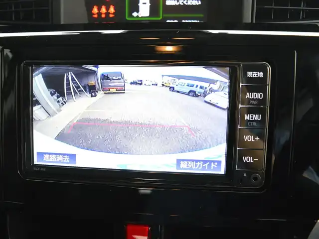 トヨタ ルーミー カスタムG－T 栃木県 2023(令5)年 2.3万km ブラックマイカメタリック/パールホワイト2トーン ワンオーナー/ディーラー点検記録簿/[R7]/スマートアシスト/[衝突警報・衝突回避支援ブレーキ機能・ブレーキ制御付き誤発進抑制機能・先行車発進告知機能・標識認識機能・車線逸脱警報・路側逸脱警報機能・ふらつき警報]/プリクラッシュセーフティ/アダプティブクルーズコントロール/コーナーセンサー/マルチインフォメーションディスプレイ/純正SDナビゲーションシステム/[フルセグ/AM/FM/CD/DVD/BT]/オートライト/LEDヘッドライト/フォグランプ/プッシュスタート/アイドリングストップ/ドライブレコーダー[前後]/電動パーキング/電動格納ミラー/ETC/ステアリングスイッチ/ドアバイザー/純正マット/スマートスペアキー×1/取扱説明書/保証書