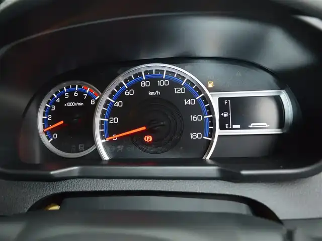 トヨタ ルーミー カスタムG－T 栃木県 2023(令5)年 2.3万km ブラックマイカメタリック/パールホワイト2トーン ワンオーナー/ディーラー点検記録簿/[R7]/スマートアシスト/[衝突警報・衝突回避支援ブレーキ機能・ブレーキ制御付き誤発進抑制機能・先行車発進告知機能・標識認識機能・車線逸脱警報・路側逸脱警報機能・ふらつき警報]/プリクラッシュセーフティ/アダプティブクルーズコントロール/コーナーセンサー/マルチインフォメーションディスプレイ/純正SDナビゲーションシステム/[フルセグ/AM/FM/CD/DVD/BT]/オートライト/LEDヘッドライト/フォグランプ/プッシュスタート/アイドリングストップ/ドライブレコーダー[前後]/電動パーキング/電動格納ミラー/ETC/ステアリングスイッチ/ドアバイザー/純正マット/スマートスペアキー×1/取扱説明書/保証書