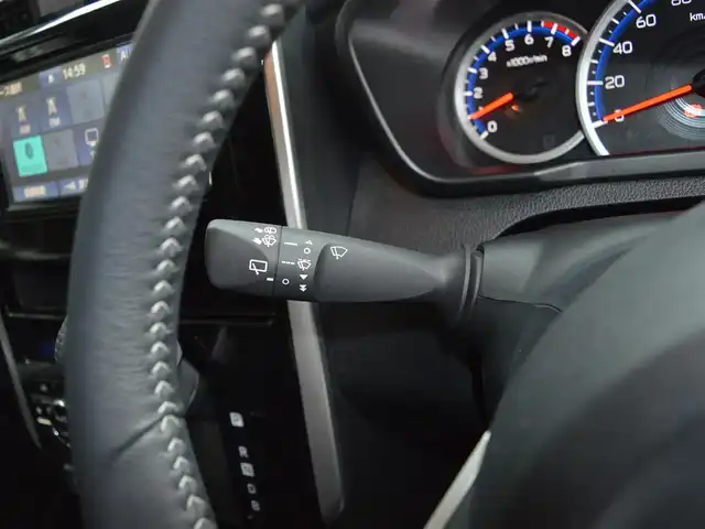 トヨタ ルーミー カスタムG－T 栃木県 2023(令5)年 2.3万km ブラックマイカメタリック/パールホワイト2トーン ワンオーナー/ディーラー点検記録簿/[R7]/スマートアシスト/[衝突警報・衝突回避支援ブレーキ機能・ブレーキ制御付き誤発進抑制機能・先行車発進告知機能・標識認識機能・車線逸脱警報・路側逸脱警報機能・ふらつき警報]/プリクラッシュセーフティ/アダプティブクルーズコントロール/コーナーセンサー/マルチインフォメーションディスプレイ/純正SDナビゲーションシステム/[フルセグ/AM/FM/CD/DVD/BT]/オートライト/LEDヘッドライト/フォグランプ/プッシュスタート/アイドリングストップ/ドライブレコーダー[前後]/電動パーキング/電動格納ミラー/ETC/ステアリングスイッチ/ドアバイザー/純正マット/スマートスペアキー×1/取扱説明書/保証書