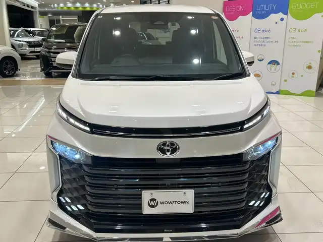 トヨタ ヴォクシー S－Z 埼玉県 2022(令4)年 2.5万km ホワイトパールクリスタルシャイン セーフティセンス/モデリスタフルエアロ/純正10.5インチナビ/　　CD/DVD/BT/USB/HDMI/フルセグ/全方位カメラ/両側パワースライドドア/レーダークルーズコントロール/レーンキープアシスト/LEDヘッドライト/ハーフレザーシート/シートヒーター/純正17インチアルミホイール/ETC2.0/スマートキー×2/禁煙車