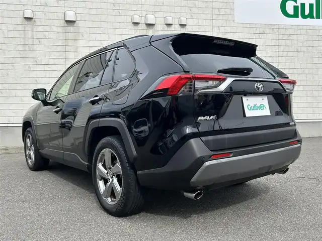 トヨタ ＲＡＶ４ G 山形県 2021(令3)年 5.3万km アティチュードブラックマイカ ４WD/黒革シート/純正ナビ/FM/AM/フルセグTV/Bluetooth/パーキングブレーキ/レーダークルーズコントロール/車線逸脱装置/横滑り防止装置/電動リアゲート/ドライブレコーダー/シートヒーター/ハンドルヒーター/LEDライト/フォグランプ/AUTOライト/純正マット/パワーシート/ETC
