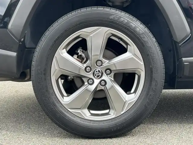 トヨタ ＲＡＶ４ G 山形県 2021(令3)年 5.3万km アティチュードブラックマイカ ４WD/黒革シート/純正ナビ/FM/AM/フルセグTV/Bluetooth/パーキングブレーキ/レーダークルーズコントロール/車線逸脱装置/横滑り防止装置/電動リアゲート/ドライブレコーダー/シートヒーター/ハンドルヒーター/LEDライト/フォグランプ/AUTOライト/純正マット/パワーシート/ETC