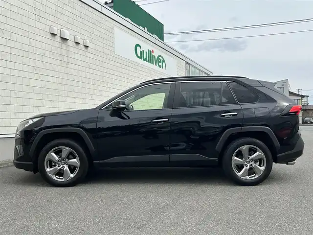 トヨタ ＲＡＶ４ G 山形県 2021(令3)年 5.3万km アティチュードブラックマイカ ４WD/黒革シート/純正ナビ/FM/AM/フルセグTV/Bluetooth/パーキングブレーキ/レーダークルーズコントロール/車線逸脱装置/横滑り防止装置/電動リアゲート/ドライブレコーダー/シートヒーター/ハンドルヒーター/LEDライト/フォグランプ/AUTOライト/純正マット/パワーシート/ETC