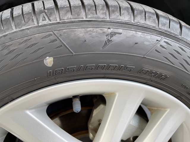 トヨタ カローラ フィールダー ハイブリッドG エアロツアラー 愛知県 2014(平26)年 3.8万km ブロンズマイカメタリック 純正ナビ/バックカメラ/純正アルミホイール/LEDヘッドライト/ETC/衝突軽減システム/フルセグ/CD DVD/Bluetooth/ステアリングスイッチ/スマートキー/プッシュスタート