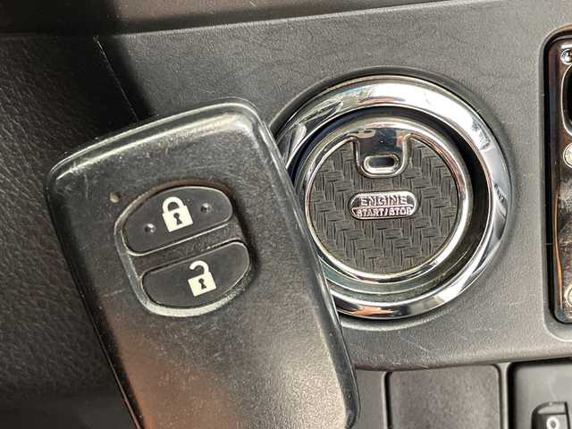 トヨタ カローラ フィールダー ハイブリッドG エアロツアラー 愛知県 2014(平26)年 3.8万km ブロンズマイカメタリック 純正ナビ/バックカメラ/純正アルミホイール/LEDヘッドライト/ETC/衝突軽減システム/フルセグ/CD DVD/Bluetooth/ステアリングスイッチ/スマートキー/プッシュスタート