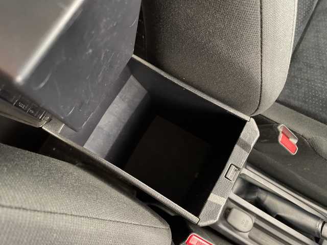 トヨタ カローラ フィールダー ハイブリッドG エアロツアラー 愛知県 2014(平26)年 3.8万km ブロンズマイカメタリック 純正ナビ/バックカメラ/純正アルミホイール/LEDヘッドライト/ETC/衝突軽減システム/フルセグ/CD DVD/Bluetooth/ステアリングスイッチ/スマートキー/プッシュスタート