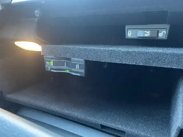 メルセデス・ベンツ Ｃ２００ アバンギャルド AMGライン 栃木県 2019(平31)年 5.1万km ダイヤモンドホワイト レーダーセーフティパッケージ/アンビエントライト/キーレスゴー/ナビ/フルセグTV/バックカメラ/ETC/ARTICOレザー/パワーシート/シートヒーター/LEDヘッドライト/オートライト/エアサスペンション/パークトロニック/レーンキープアシスト/ブラインドスポット/ドライブレコーダー