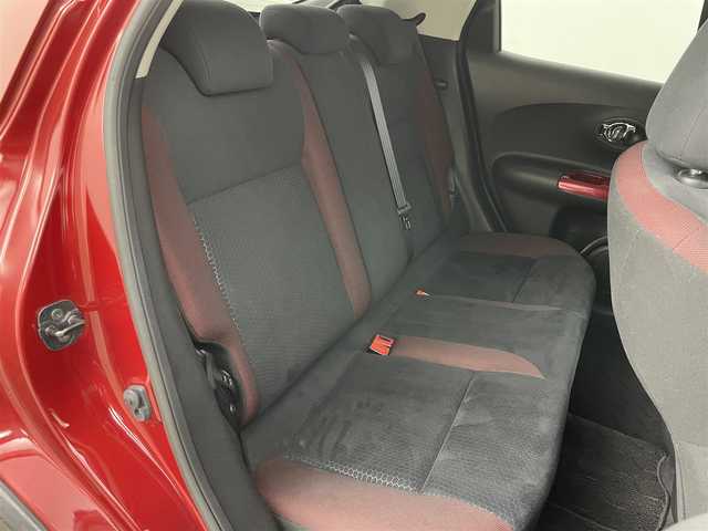 日産 ジューク 15RX 岡山県 2010(平22)年 7万km ラディアントレッド ７型ナビ　(AVIC-RW801)/【CD/DVD/BT/フルセグ】/デジタルインナーミラー/ＥＴＣ　/バックカメラ　/ドライブレコーダー　前後/ＨＩＤヘッドライト　/オートライト/ミュージックサーバー　/純正フロアマット　/純正17インチアルミホイール　/プッシュスタート/スマートキー×2/禁煙車