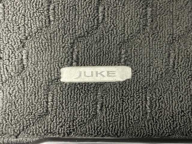 日産 ジューク 15RX 岡山県 2010(平22)年 7万km ラディアントレッド ７型ナビ　(AVIC-RW801)/【CD/DVD/BT/フルセグ】/デジタルインナーミラー/ＥＴＣ　/バックカメラ　/ドライブレコーダー　前後/ＨＩＤヘッドライト　/オートライト/ミュージックサーバー　/純正フロアマット　/純正17インチアルミホイール　/プッシュスタート/スマートキー×2/禁煙車