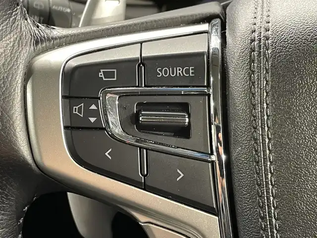 三菱 デリカＤ：５ アーバンギア G パワーパッケージ 愛知県 2021(令3)年 5.7万km ウォームホワイトパール 純正１０.1インチナビ/電動サイドステップ/マルチアラウンドモニター/純正フリップダウンモニター/パワーバックドア/両側パワースライドドア/レーダークルーズコントロール/衝突軽減ブレーキ/ブラインドスポットモニター/車線逸脱警報/電動パーキングブレーキ/ブレーキホールド/パドルシフト/パワーシート/シートヒーター/ハンドルヒーター/ビルトインETC/前後ドライブレコーダー/アクセサリーソケット/USB入力端子/アイドリングストップ/LEDヘッドライト/ISOFIX/純正フロアマット/純正18インチアルミホイール