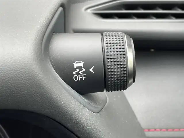 レクサス ＵＸ 250h Fスポーツ 青森県 2019(令1)年 3.3万km ホワイトノーヴァガラスフレーク 4WD/純正メモリナビ/・AM/FM/Bluetooth/CD/DVD/・フルセグテレビ/バックカメラ/ETC/ドライブレコーダー/クルーズコントロール/衝突軽減ブレーキ/レーンキープアシスト/横滑り防止装置/盗難防止装置/電動パーキングブレーキ/前後コーナーセンサー/メモリシート（D席）/パワーシート（D席+N席）/シートヒーター（D席+N席）/LEDヘッドライト/ウインカーミラー/ステアリングヒーター/オートライト/オートエアコン/プッシュスタートボタン/スマートキー×2/ステアリングリモコン/パドルシフト/革巻きステアリング/純正18インチアルミホイール/12V充電器/USBジャック/純正フロアマット