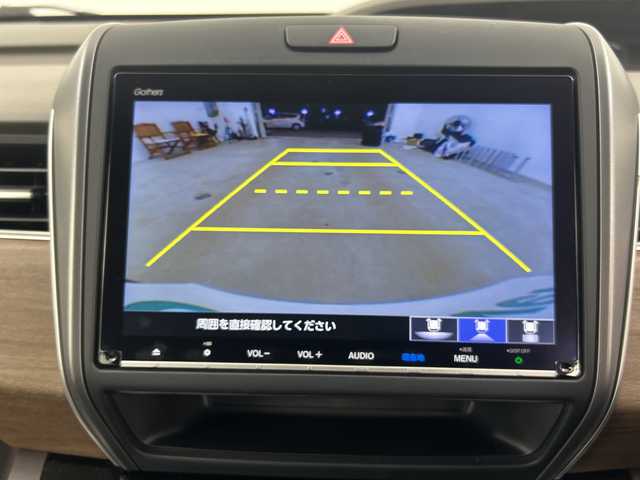 ホンダ フリード ハイブリット G ホンダセンシング 鹿児島県 2020(令2)年 5万km スーパープラチナグレーメタリック 純正9インチナビ/（AM/FM/CD/DVD/Bluetooth/フルセグ）/バックカメラ/ホンダセンシング/・衝突軽減ブレーキ/・レーンキープアシスト/・追従式クルーズコントロール/・クリアランスソナー/・オートマチックハイビーム/・先行者発信お知せ機能/ETC/前席シートヒーター/キャプテンシート/両側パワースライドドア/スマートキー/スペアキー有/純正15インチアルミホイール/純正フロアマット/横滑り防止装置/アイドリングストップ