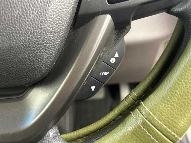 ホンダ フリード ハイブリット G ホンダセンシング 鹿児島県 2020(令2)年 5万km スーパープラチナグレーメタリック 純正9インチナビ/（AM/FM/CD/DVD/Bluetooth/フルセグ）/バックカメラ/ホンダセンシング/・衝突軽減ブレーキ/・レーンキープアシスト/・追従式クルーズコントロール/・クリアランスソナー/・オートマチックハイビーム/・先行者発信お知せ機能/ETC/前席シートヒーター/キャプテンシート/両側パワースライドドア/スマートキー/スペアキー有/純正15インチアルミホイール/純正フロアマット/横滑り防止装置/アイドリングストップ