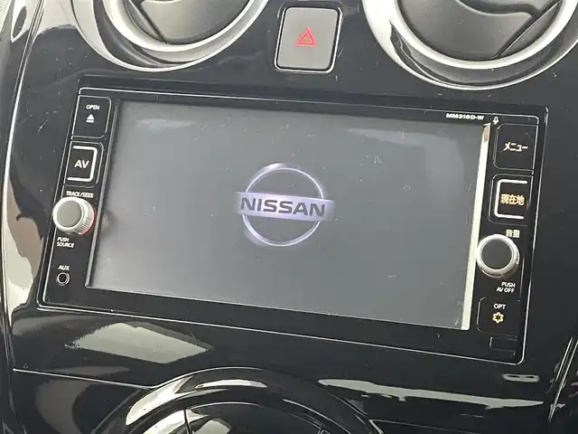 日産 ノート e－パワー X 福島県 2017(平29)年 4.8万km ソニックブルー 衝突軽減ブレーキ/・踏み間違い防止アシスト/・車線逸脱警報装置/・標識認識/・横滑り防止装置/純正ナビゲーション/・型式：MM316D-W/・Bluetooth/AM・FM/CD/DVD/SD/USB/・バックカメラ/・360度カメラ/・前方ドライブレコーダー/・ETC/プッシュスタート/・スマートキー/ハロゲンライト/・オートライト/・ヘッドライトリベライザー/純正フロアマット/ドアバイザー/電動格納ウィンカーミラー