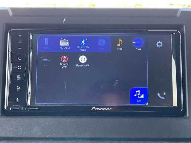 スズキ ジムニー XC 長野県 2020(令2)年 4.2万km シフォンアイボリーM 禁煙車/４ＷＤ/７インチ純正ディスプレイオーディオ/【PVH-9300DVSZS】/Bluetooth Audio/ルーフキャリア/リヤマルチステップ/オーバーフェンダー/ビルトインＥＴＣ/クルーズコントロール/前席シートヒーター/ドライブレコーダー(前方)/セーフティーサポート/・デュアルセンサーブレーキサポート/・誤発進抑制機能/・車線逸脱警報機能/・ふらつき警報機能/・先行車発進お知らせ機能/・標識認識機能/・ハイビームアシスト/革巻きステアリング/ステアリングスイッチ/ＬＥＤヘッドライト/フォグランプ/オートライト/オートマチックハイビーム/スマートキー/プッシュスタート/電動格納ミラー/社外16インチＡＷ/フロアマット/ヘッドライトウォッシャー/ダウンヒルアシストコントロール