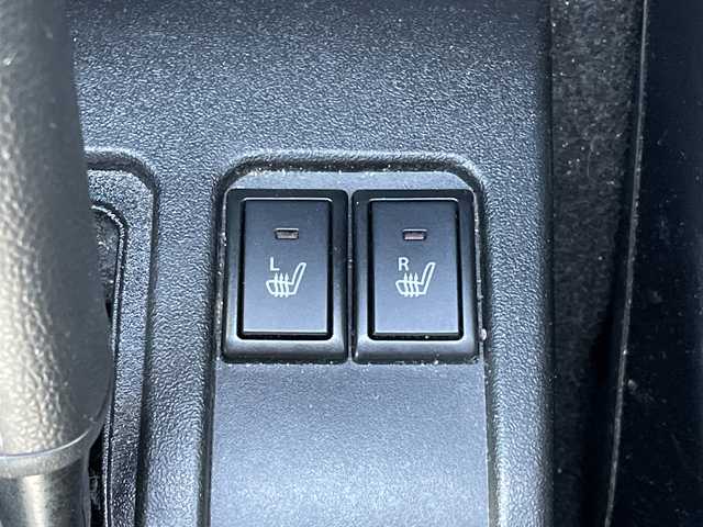 スズキ ジムニー XC 長野県 2020(令2)年 4.2万km シフォンアイボリーM 禁煙車/４ＷＤ/７インチ純正ディスプレイオーディオ/【PVH-9300DVSZS】/Bluetooth Audio/ルーフキャリア/リヤマルチステップ/オーバーフェンダー/ビルトインＥＴＣ/クルーズコントロール/前席シートヒーター/ドライブレコーダー(前方)/セーフティーサポート/・デュアルセンサーブレーキサポート/・誤発進抑制機能/・車線逸脱警報機能/・ふらつき警報機能/・先行車発進お知らせ機能/・標識認識機能/・ハイビームアシスト/革巻きステアリング/ステアリングスイッチ/ＬＥＤヘッドライト/フォグランプ/オートライト/オートマチックハイビーム/スマートキー/プッシュスタート/電動格納ミラー/社外16インチＡＷ/フロアマット/ヘッドライトウォッシャー/ダウンヒルアシストコントロール