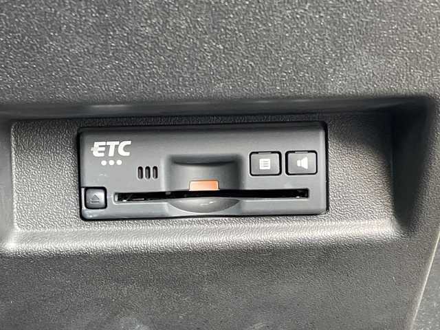 スズキ ジムニー XC 長野県 2020(令2)年 4.2万km シフォンアイボリーM 禁煙車/４ＷＤ/７インチ純正ディスプレイオーディオ/【PVH-9300DVSZS】/Bluetooth Audio/ルーフキャリア/リヤマルチステップ/オーバーフェンダー/ビルトインＥＴＣ/クルーズコントロール/前席シートヒーター/ドライブレコーダー(前方)/セーフティーサポート/・デュアルセンサーブレーキサポート/・誤発進抑制機能/・車線逸脱警報機能/・ふらつき警報機能/・先行車発進お知らせ機能/・標識認識機能/・ハイビームアシスト/革巻きステアリング/ステアリングスイッチ/ＬＥＤヘッドライト/フォグランプ/オートライト/オートマチックハイビーム/スマートキー/プッシュスタート/電動格納ミラー/社外16インチＡＷ/フロアマット/ヘッドライトウォッシャー/ダウンヒルアシストコントロール