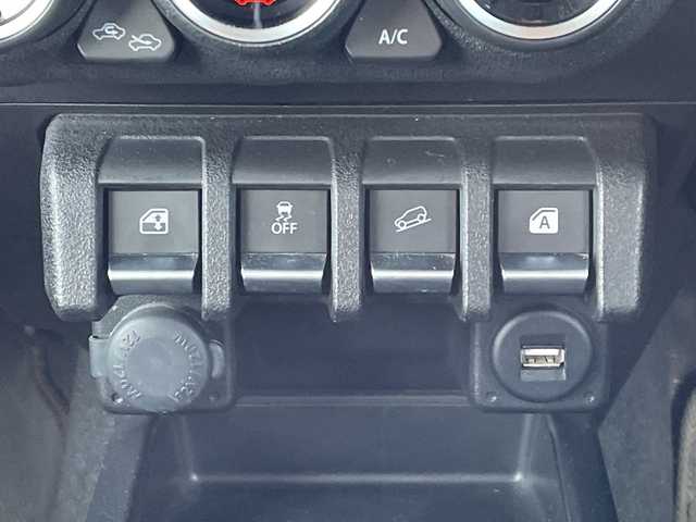 スズキ ジムニー XC 長野県 2020(令2)年 4.2万km シフォンアイボリーM 禁煙車/４ＷＤ/７インチ純正ディスプレイオーディオ/【PVH-9300DVSZS】/Bluetooth Audio/ルーフキャリア/リヤマルチステップ/オーバーフェンダー/ビルトインＥＴＣ/クルーズコントロール/前席シートヒーター/ドライブレコーダー(前方)/セーフティーサポート/・デュアルセンサーブレーキサポート/・誤発進抑制機能/・車線逸脱警報機能/・ふらつき警報機能/・先行車発進お知らせ機能/・標識認識機能/・ハイビームアシスト/革巻きステアリング/ステアリングスイッチ/ＬＥＤヘッドライト/フォグランプ/オートライト/オートマチックハイビーム/スマートキー/プッシュスタート/電動格納ミラー/社外16インチＡＷ/フロアマット/ヘッドライトウォッシャー/ダウンヒルアシストコントロール