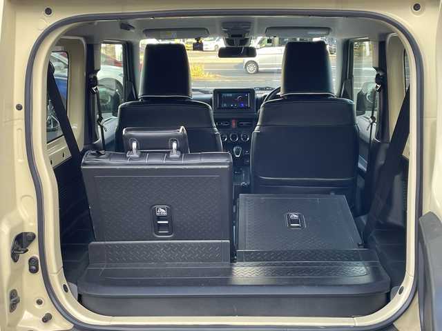 スズキ ジムニー XC 長野県 2020(令2)年 4.2万km シフォンアイボリーM 禁煙車/４ＷＤ/７インチ純正ディスプレイオーディオ/【PVH-9300DVSZS】/Bluetooth Audio/ルーフキャリア/リヤマルチステップ/オーバーフェンダー/ビルトインＥＴＣ/クルーズコントロール/前席シートヒーター/ドライブレコーダー(前方)/セーフティーサポート/・デュアルセンサーブレーキサポート/・誤発進抑制機能/・車線逸脱警報機能/・ふらつき警報機能/・先行車発進お知らせ機能/・標識認識機能/・ハイビームアシスト/革巻きステアリング/ステアリングスイッチ/ＬＥＤヘッドライト/フォグランプ/オートライト/オートマチックハイビーム/スマートキー/プッシュスタート/電動格納ミラー/社外16インチＡＷ/フロアマット/ヘッドライトウォッシャー/ダウンヒルアシストコントロール