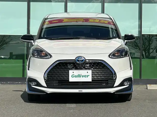 トヨタ シエンタ ハイブリッド G 和歌山県 2021(令3)年 3.7万km ホワイトパールクリスタルシャイン 社外10インチフローティングナビ/Bluetooth/モデリスタエアロ/両側パワースライドドア/衝突軽減カメラ/車線逸脱防止機能/クルーズコントロール/革巻きステアリング/ステアリングスイッチ/ステアリングヒーター/前席シートヒーター/LEDヘッドライト/フォグランプ/オートライト/オートハイビーム/フルオートエアコン/電動格納ミラー/プッシュスタート/スマートキー
