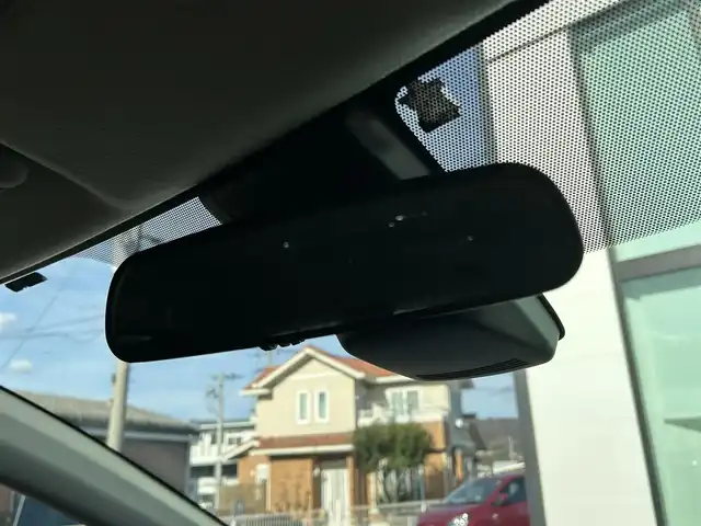 トヨタ シエンタ ハイブリッド G 和歌山県 2021(令3)年 3.7万km ホワイトパールクリスタルシャイン 社外10インチフローティングナビ/Bluetooth/モデリスタエアロ/両側パワースライドドア/衝突軽減カメラ/車線逸脱防止機能/クルーズコントロール/革巻きステアリング/ステアリングスイッチ/ステアリングヒーター/前席シートヒーター/LEDヘッドライト/フォグランプ/オートライト/オートハイビーム/フルオートエアコン/電動格納ミラー/プッシュスタート/スマートキー