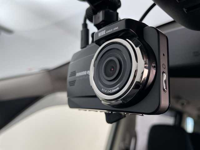 日産 セレナ ライダー プロパイロット E 富山県 2016(平28)年 7.2万km ブリリアントホワイトパール 純正メモリーナビ/フルセグTV/Bluetooth/バックカメラ/ETC/両側パワースライドドア/プロパイロット/LEDオートライト/前後コーナーセンサー/前後ドラレコ/スマートキー/スペアキー/プッシュスタート/純正フロアマット