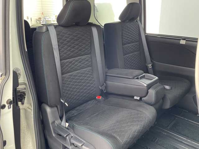 日産 セレナ ライダー プロパイロット E 富山県 2016(平28)年 7.2万km ブリリアントホワイトパール 純正メモリーナビ/フルセグTV/Bluetooth/バックカメラ/ETC/両側パワースライドドア/プロパイロット/LEDオートライト/前後コーナーセンサー/前後ドラレコ/スマートキー/スペアキー/プッシュスタート/純正フロアマット