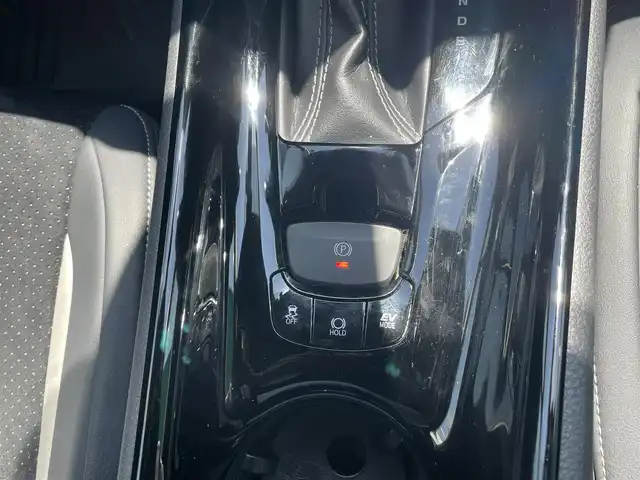 トヨタ Ｃ－ＨＲ S GRスポーツ 大分県 2019(令1)年 5.7万km ブラック/ホワイトパールクリスタルシャイン 2トーン ワンオーナー/トヨタセーフティセンス/純正SDナビ/　(AM/FM/USB/Bluetooth)/全方位カメラ/ハーフレザーシート/シートヒーター/ETC/レーダークルーズコントロール/ステアリングスイッチ/革巻きステアリング/電動パーキングブレーキ/LEDヘッドライト/オートハイビーム/オートライト/純正アルミホイール18インチ/スマートキー/スペアキー/プッシュスタート